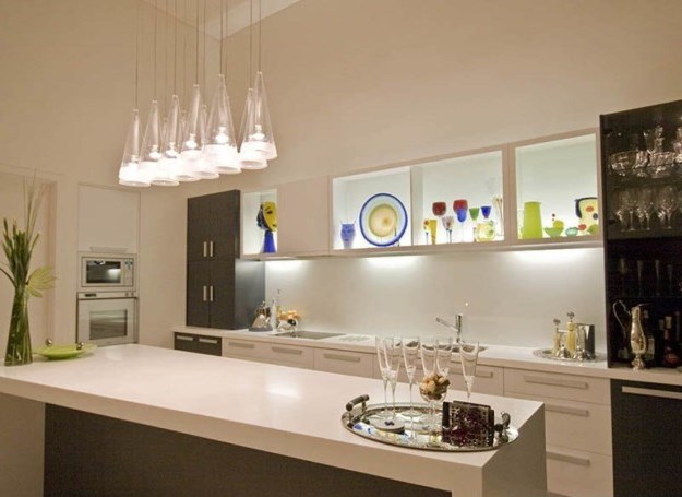 Modern kitchen lighting